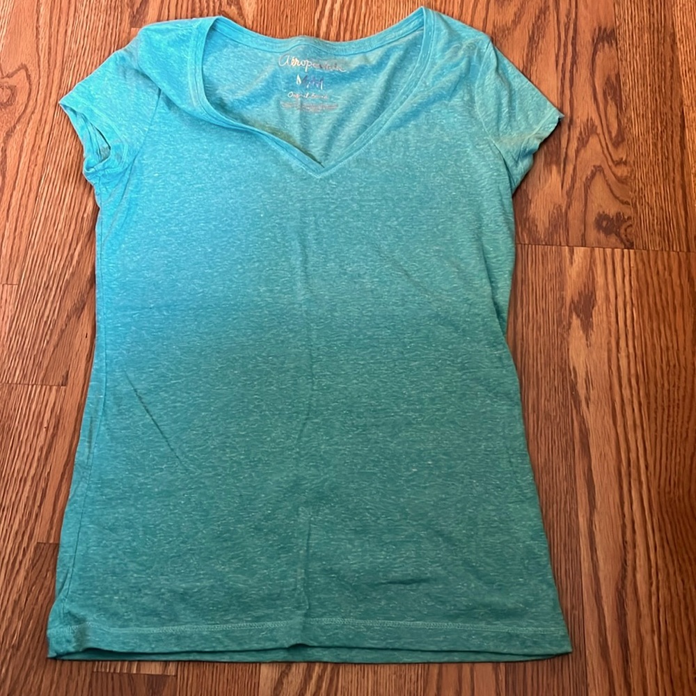 Aeropostale V neck Tshirt